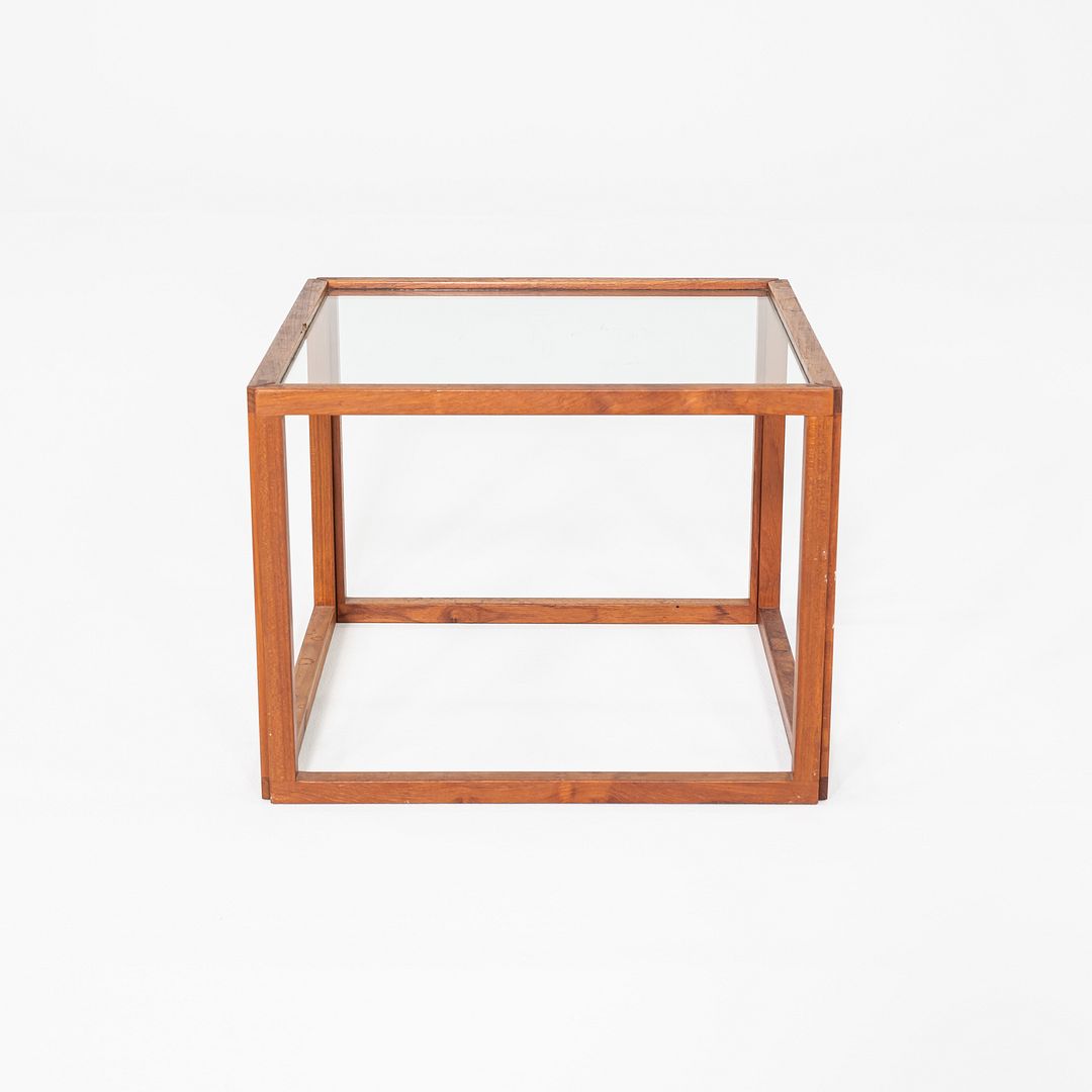 Cube Table