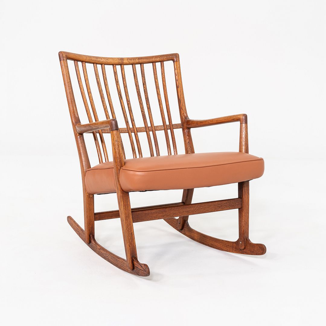 ML-33 Rocking Chair