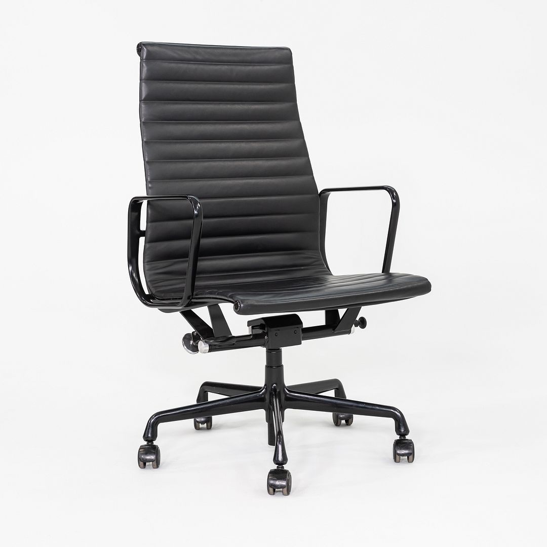 Aluminum Group Executive Desk Chair, EA337