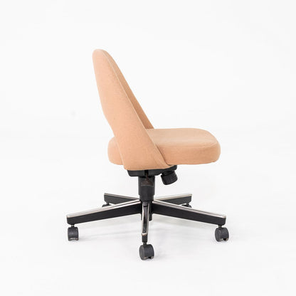 Saarinen Executive Armless Desk Chair