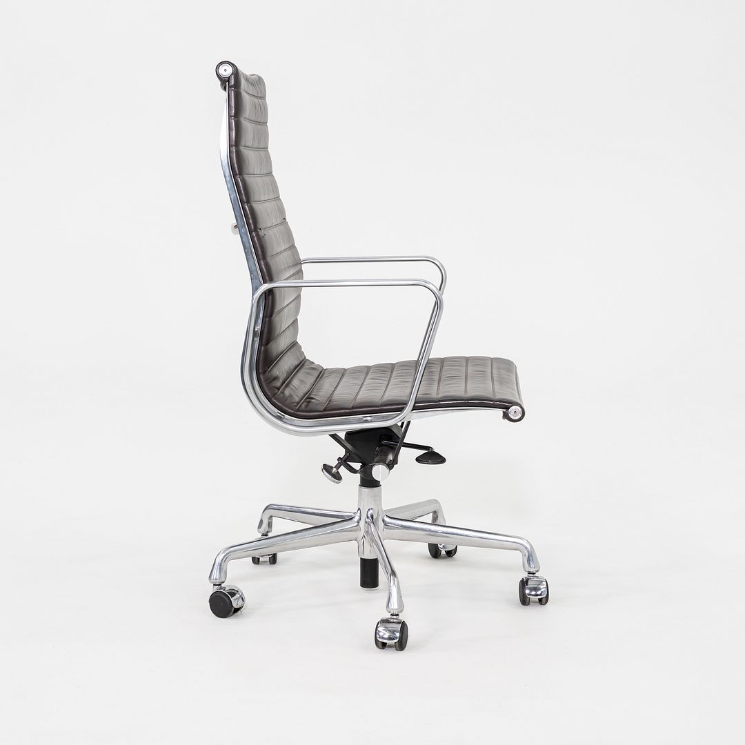 Aluminum Group Executive Desk Chair, Model EA337