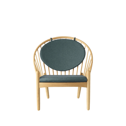 J166 Jørna Chair — Nature Lacquered Oak/Green