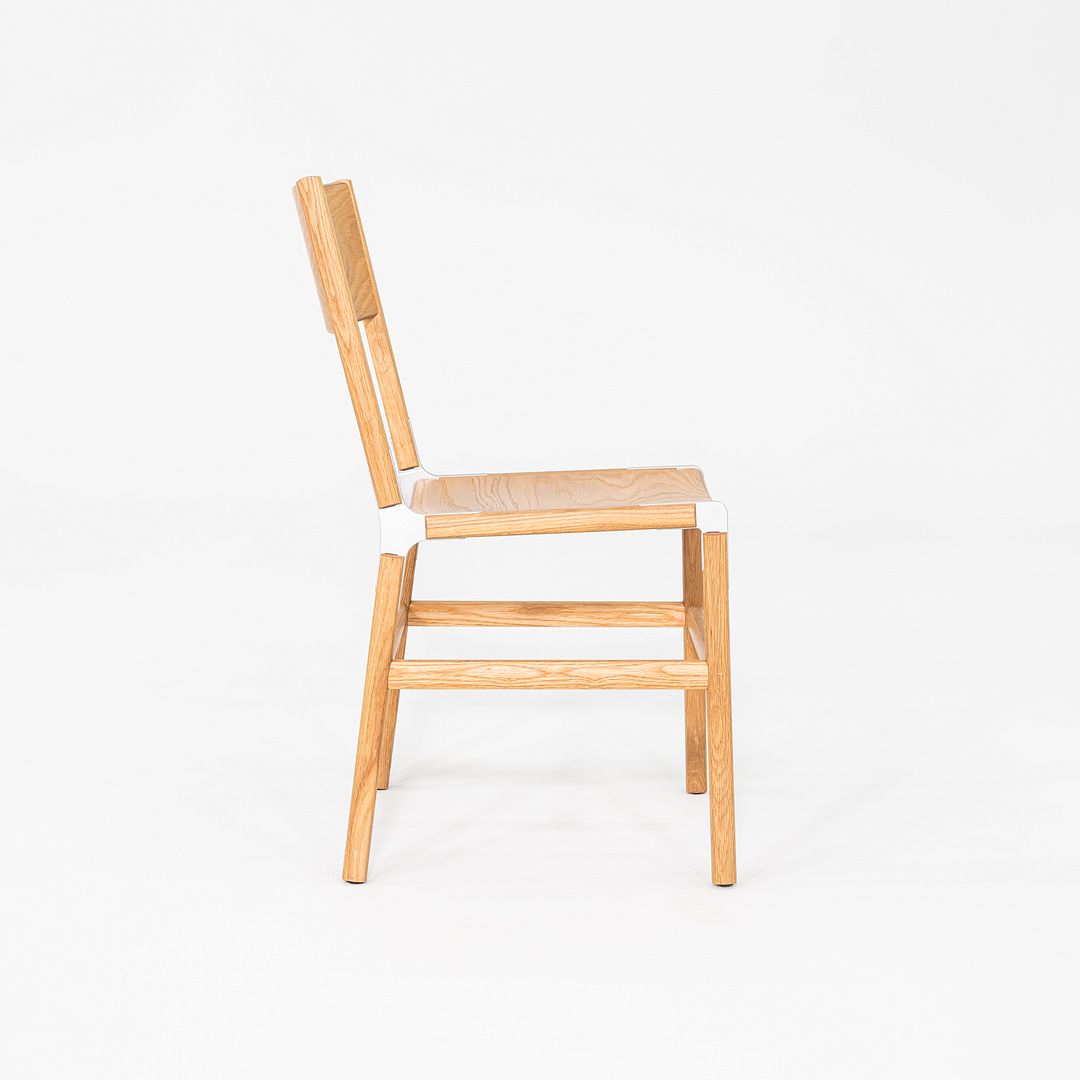 Standard Mariposa Chair
