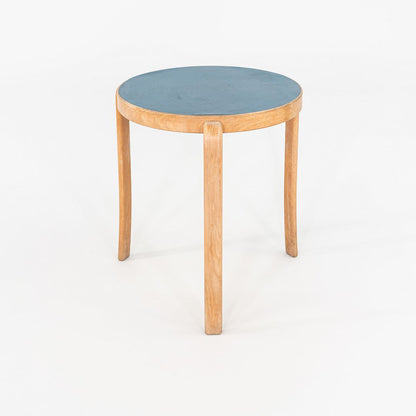 8000 Series Table