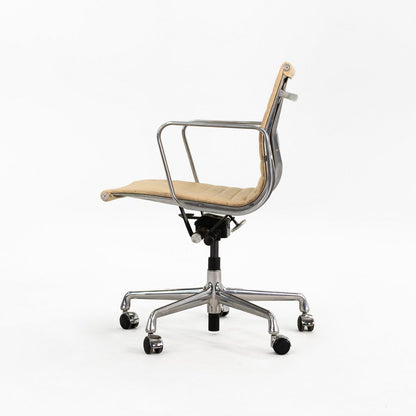 Aluminum Group Management Desk Chair, Model EA335