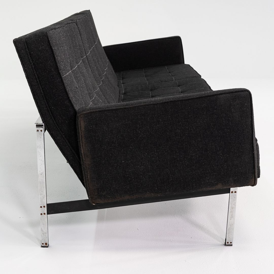 Parallel Bar System Sofa