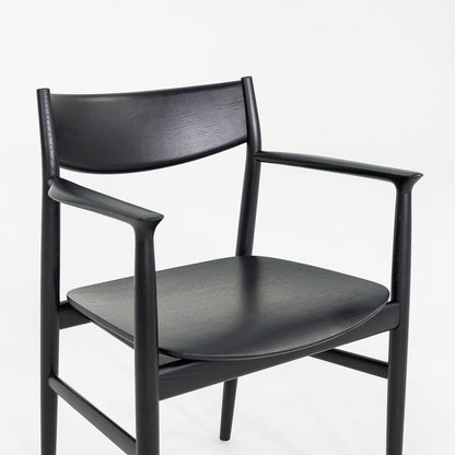 Kamuy Armchair
