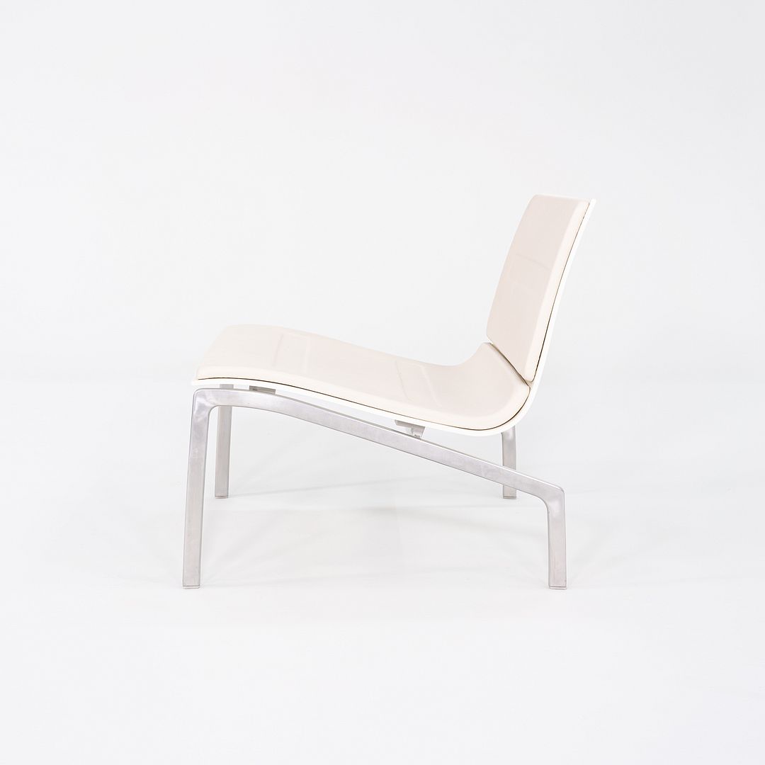 PL200 Lounge Chair
