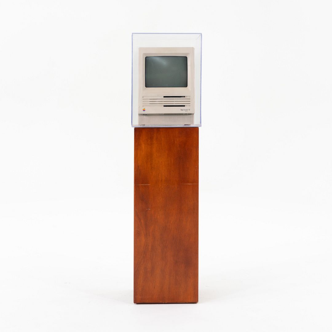 Apple Macintosh SE FD-HD Computer