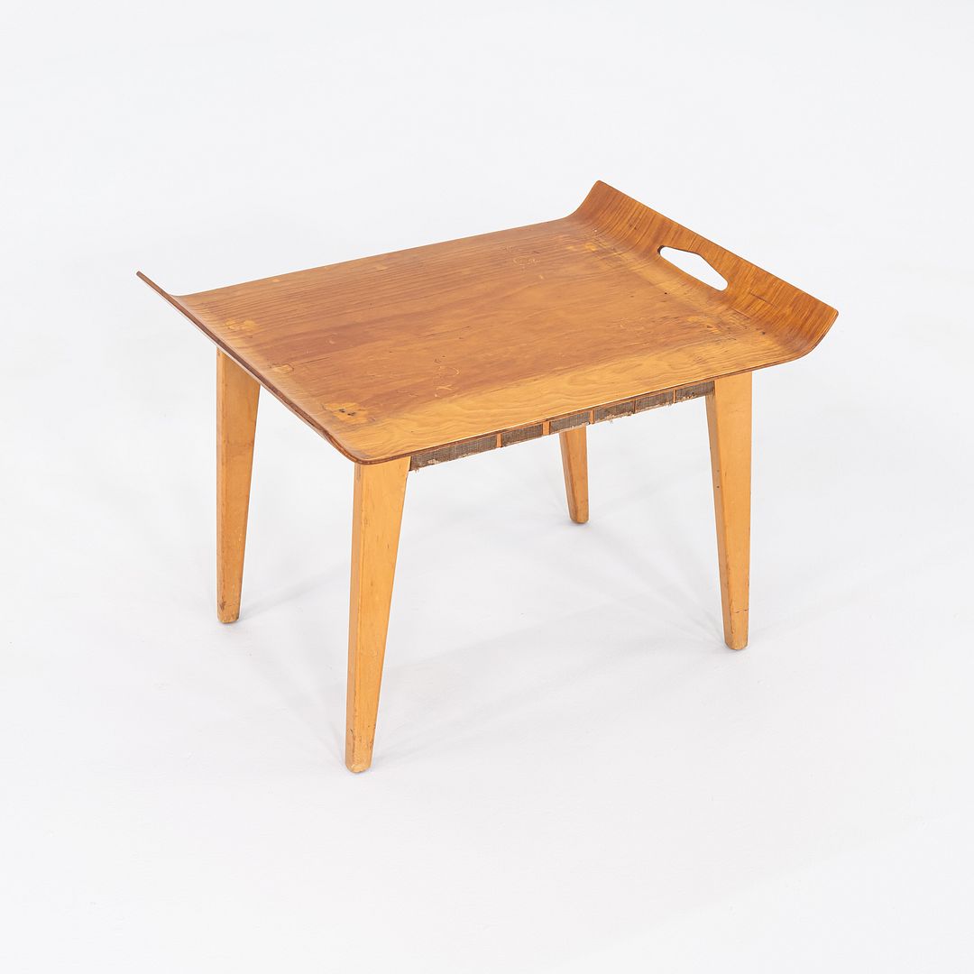 Model 50 Single Tray Table