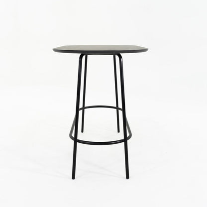 Nest High Table 160