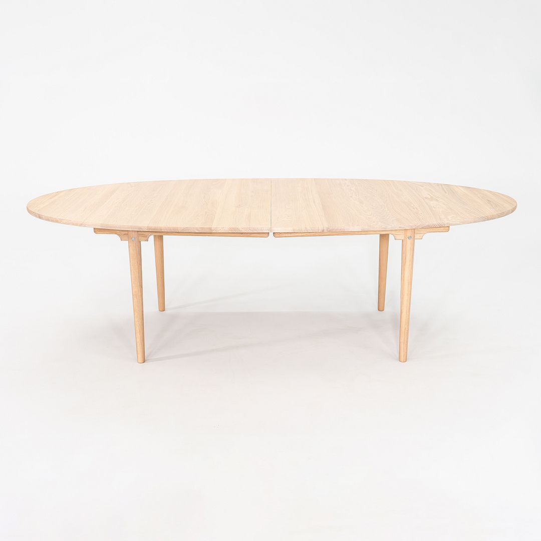 CH339 Dining Table