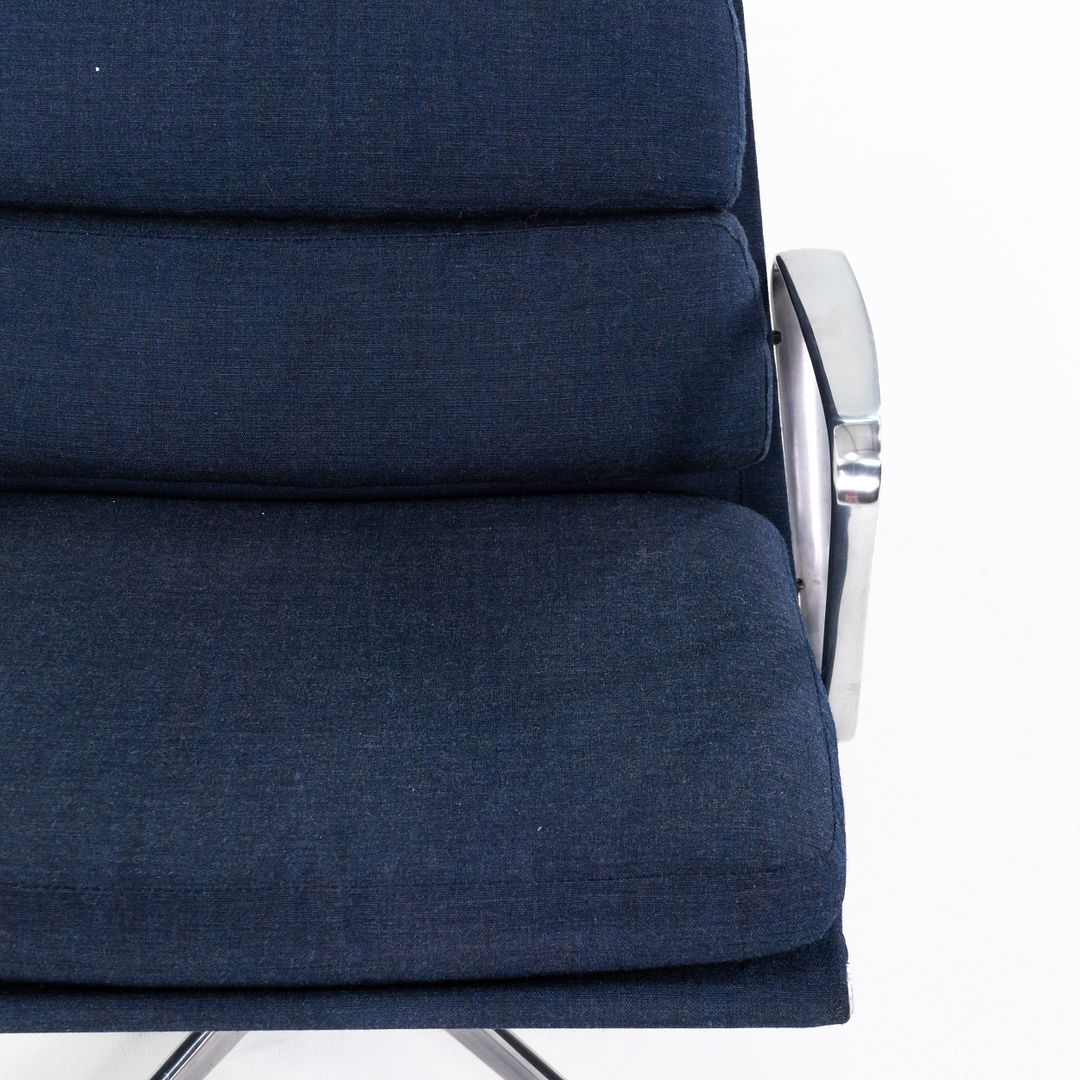 Soft Pad Reclining Lounge Chair