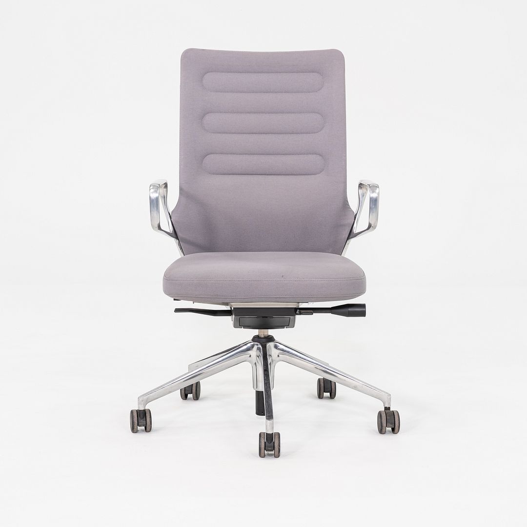 AC 5 Desk Chair