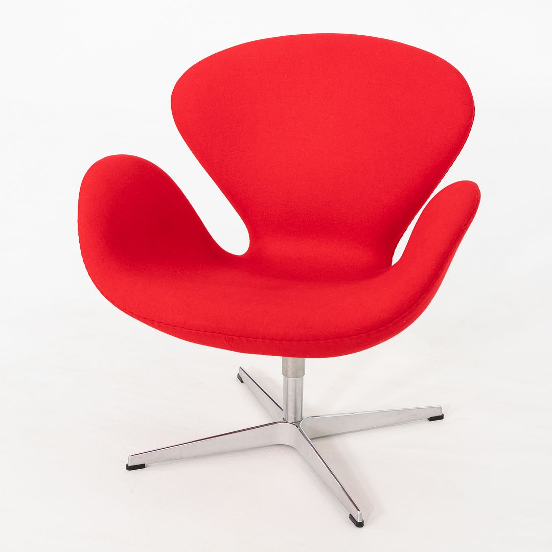 Swan Chair, Model 3320