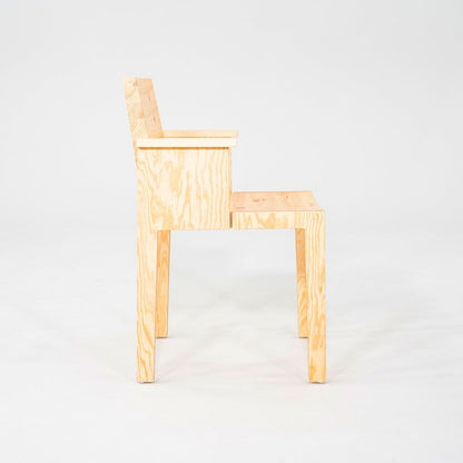 016 Maasto Dining Armchair