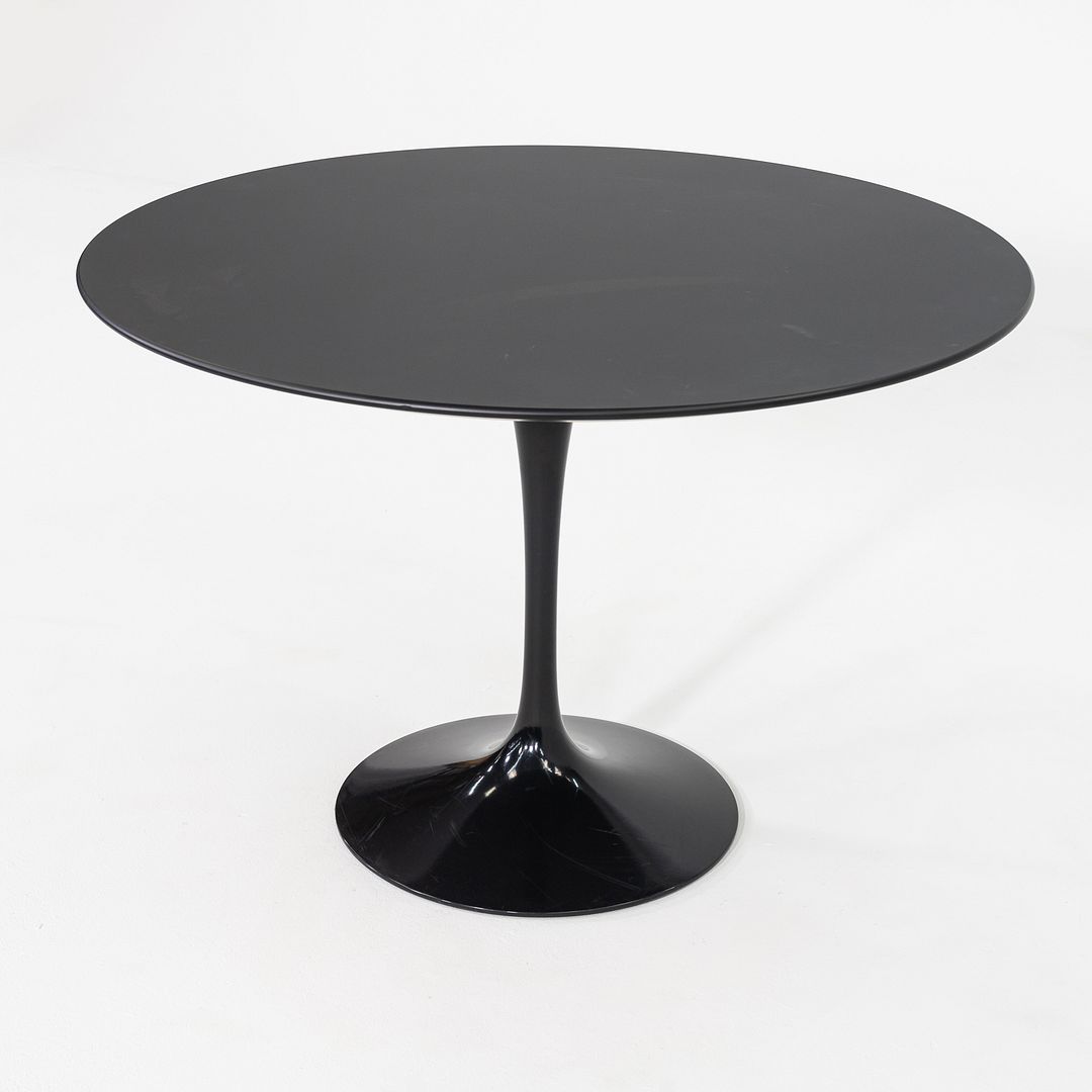 Tulip Dining Table
