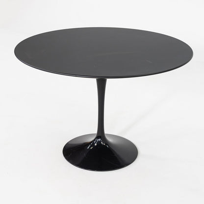 Tulip Dining Table