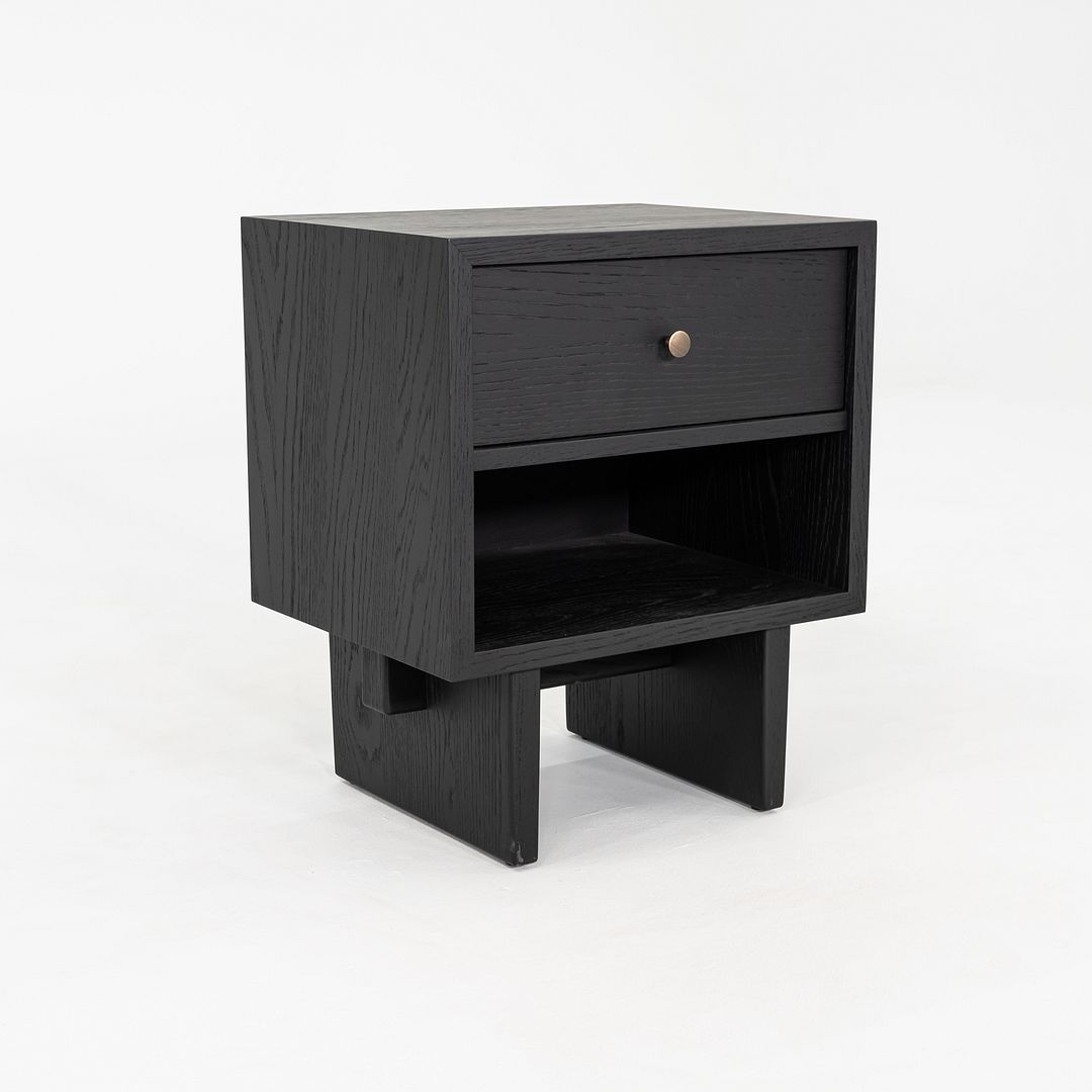 Private Side Table