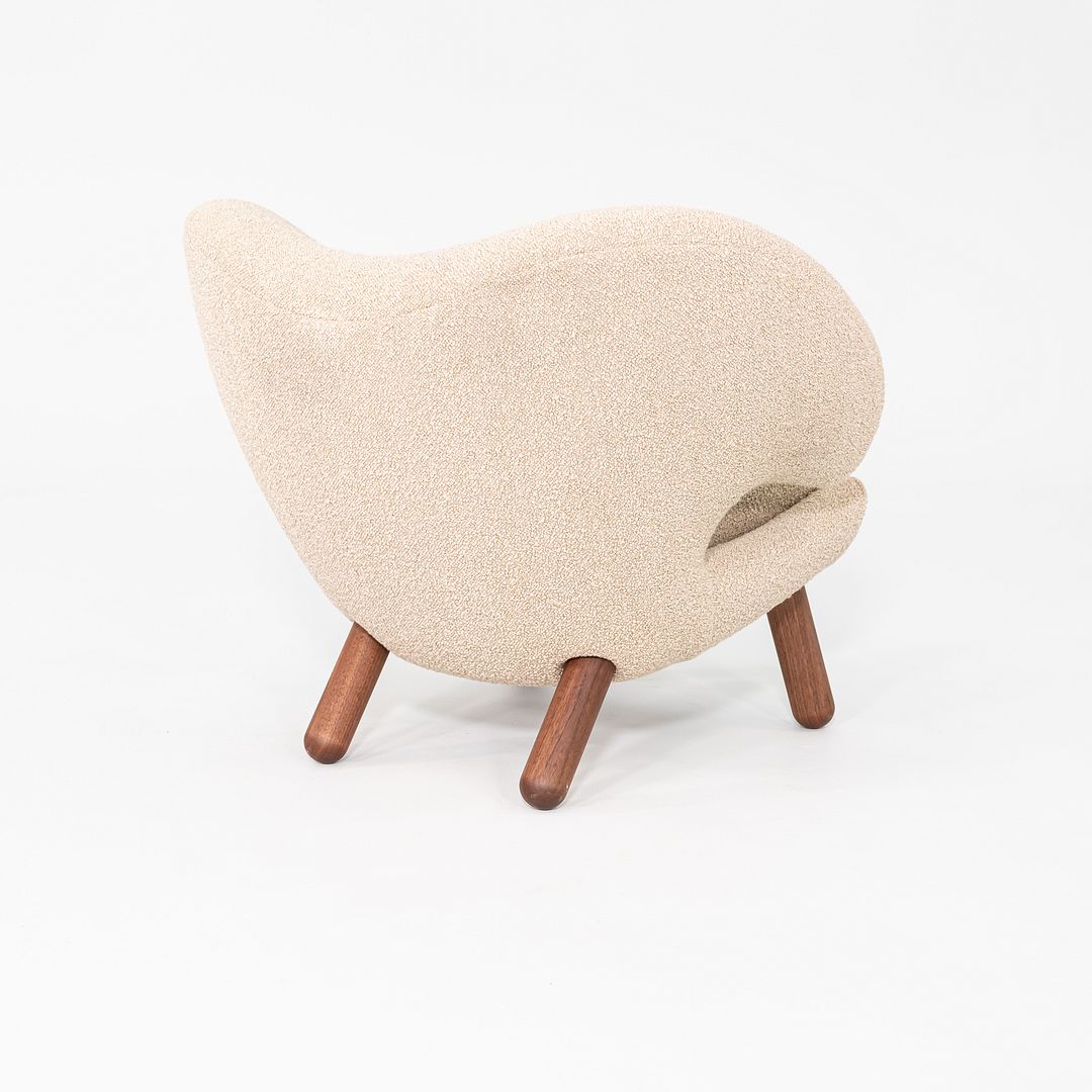 Pelican Lounge Chair