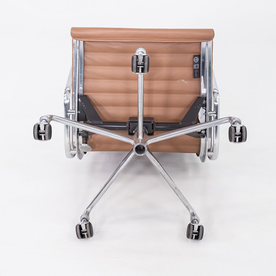 Aluminum Group Management Chair, Model EA335