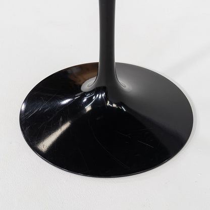 Tulip Dining Table