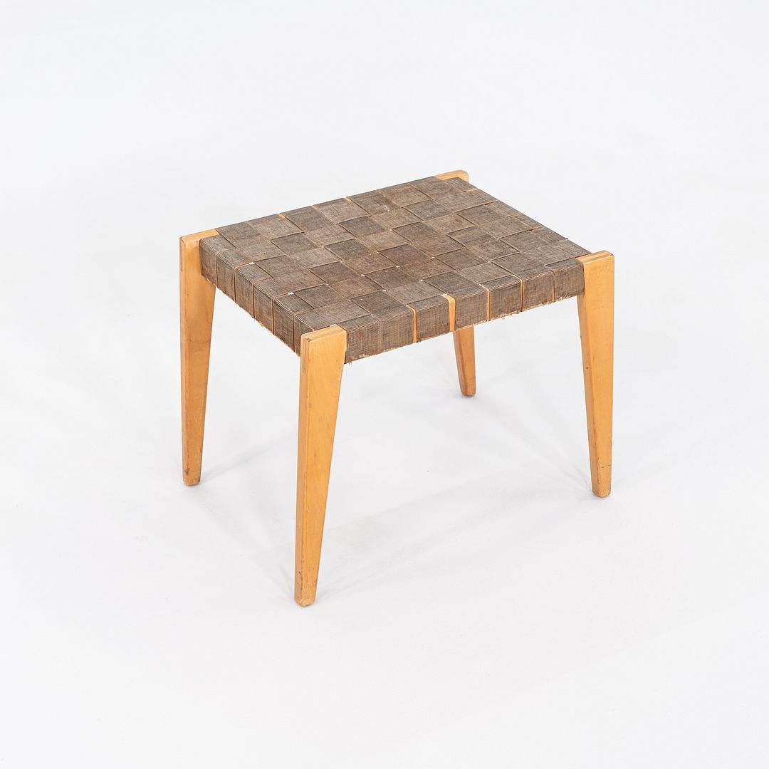 Model 50 Single Tray Table