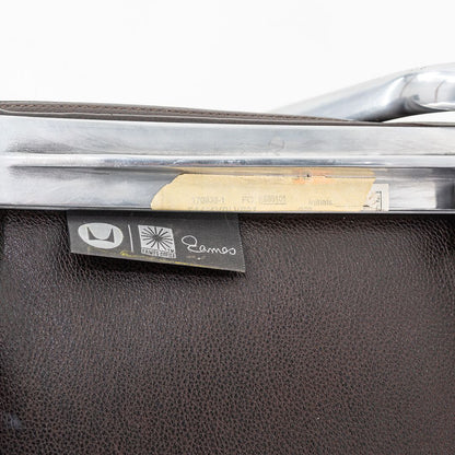 Soft Pad Management Chair, EA435