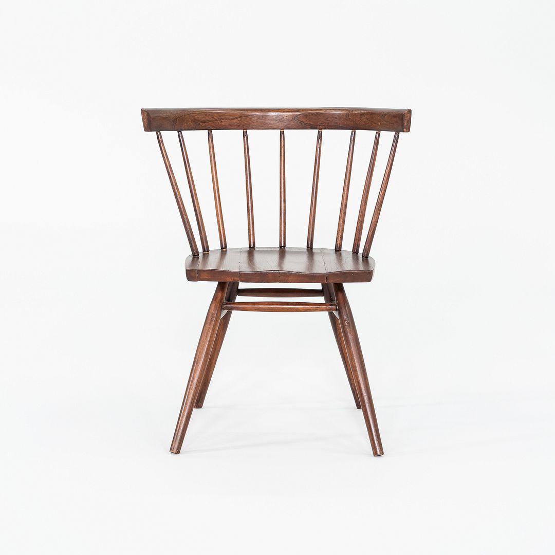 N19 Straight Chair