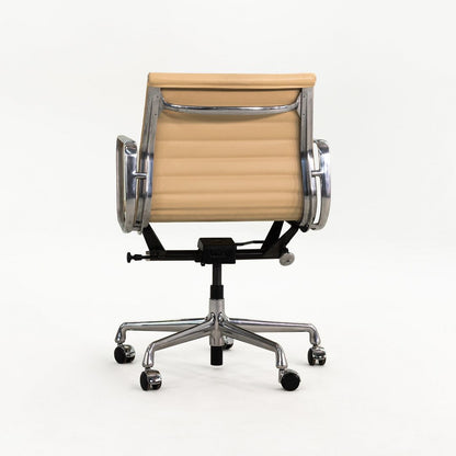 Aluminum Group Management Desk Chair, Model EA335