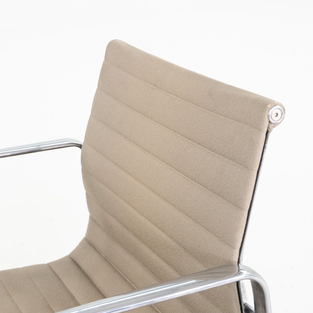 Aluminum Group Management Desk Chair, Model EA335