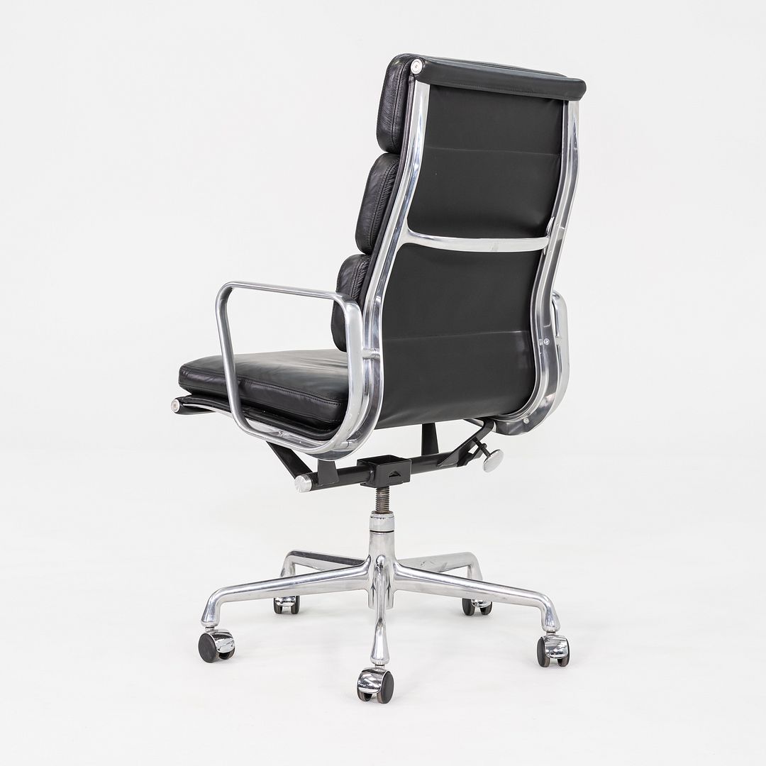Soft Pad Executive Desk Chair