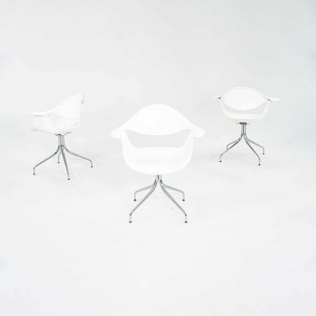 Swag Leg Chair