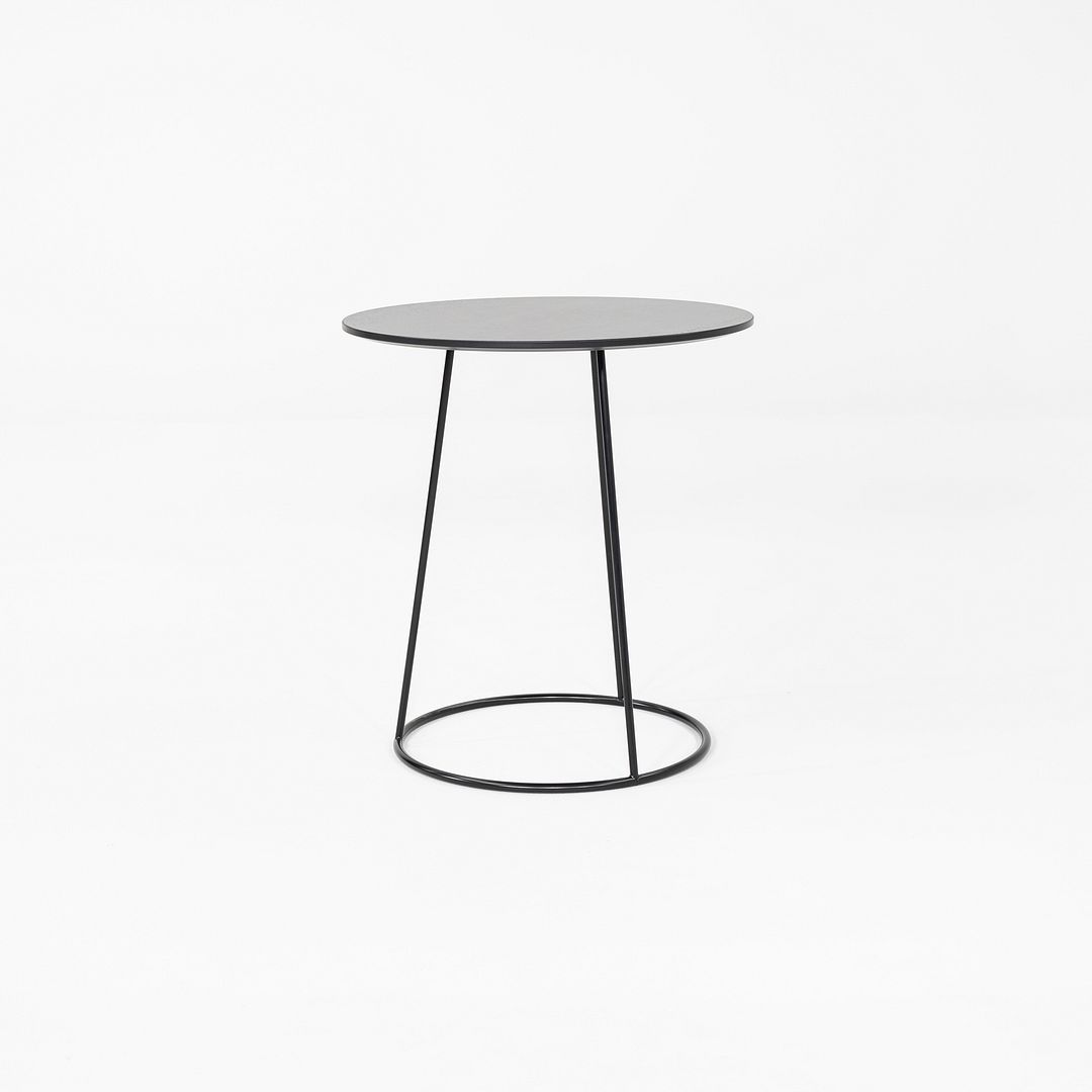 Breeze Table