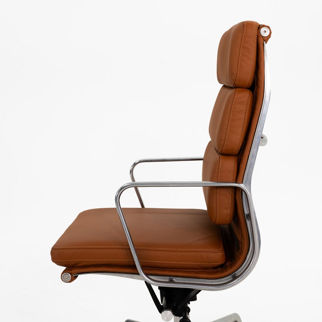 Aluminum Group Soft Pad Executive Desk Chair, Model EA437