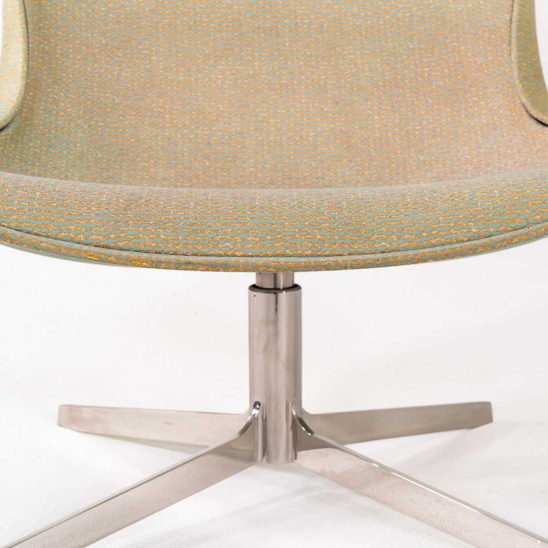 Vika Lounge Chair