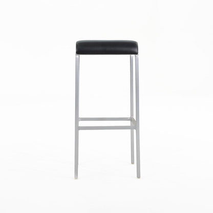 20-06 Bar Stool