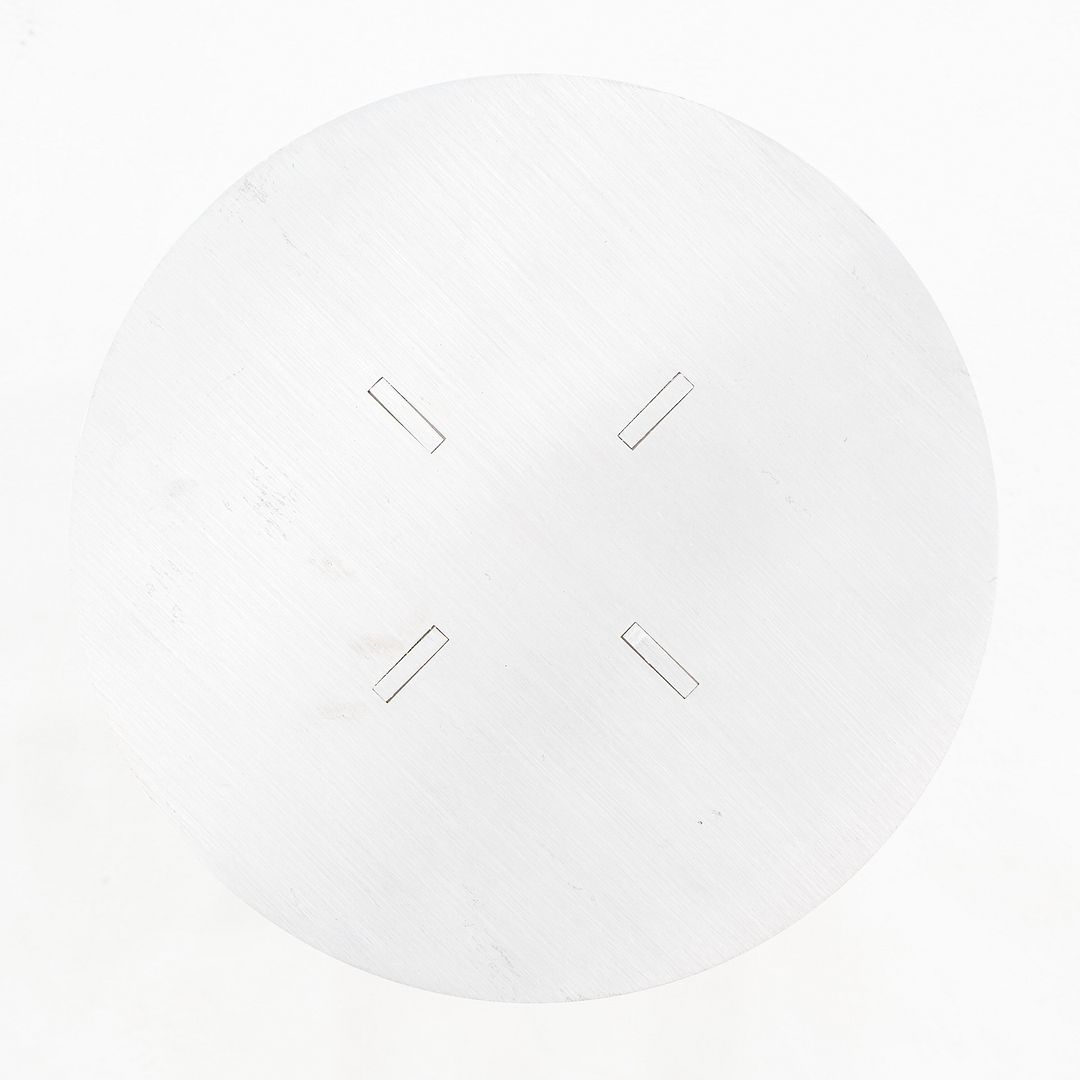 NM13 Stool