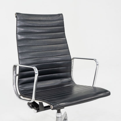 Aluminum Group Executive Desk Chair, Model EA320