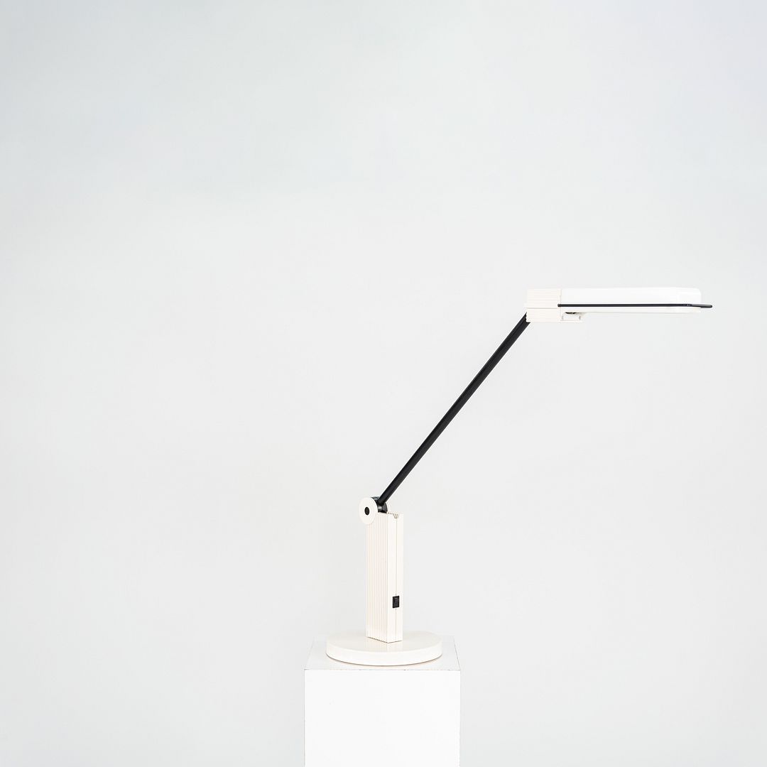 Alistro Lamp