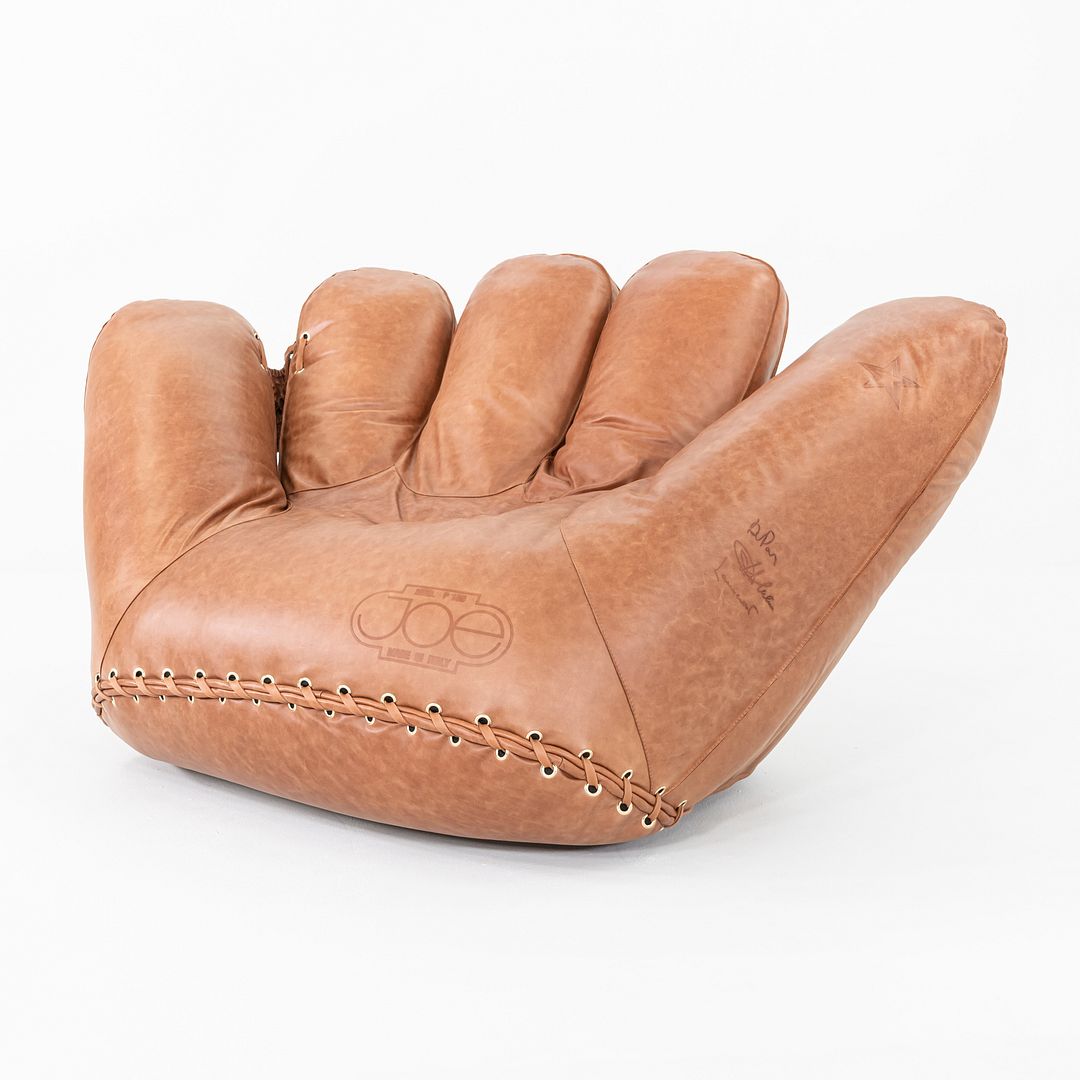 Joe Lounge Chair with Ball