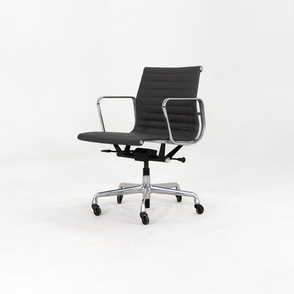 Aluminum Group Management Desk Chair, Model EA335
