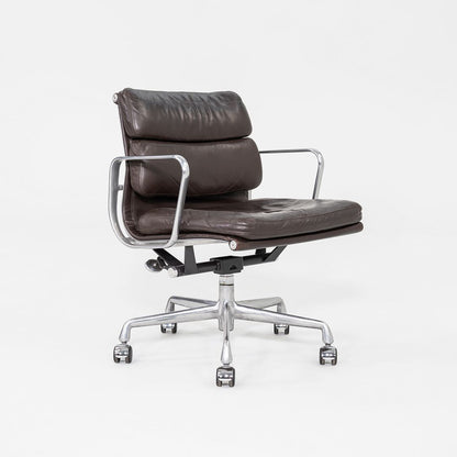 Soft Pad Management Chair, EA435