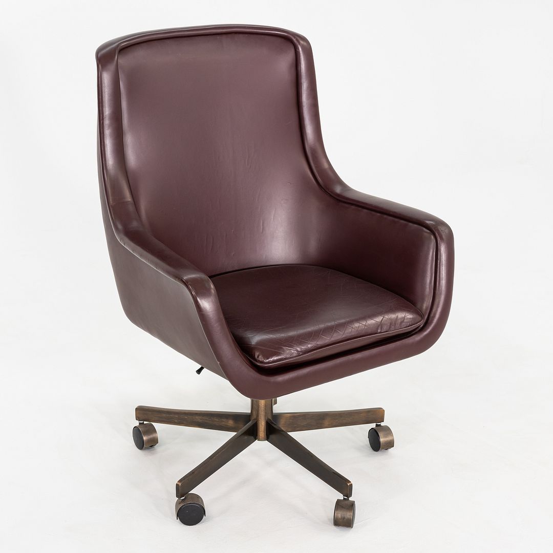 Executive Desk Chair