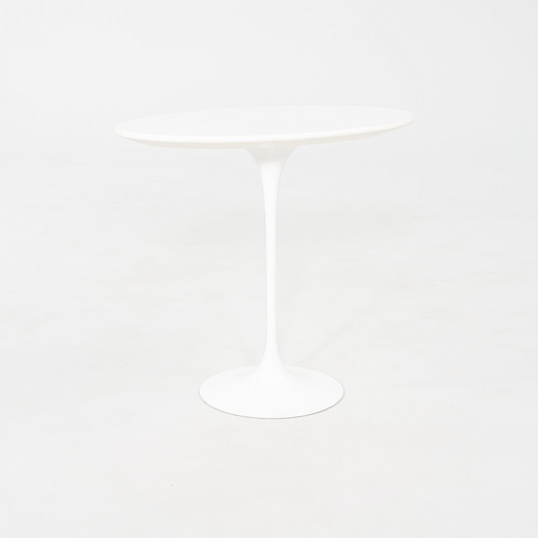 Oval Tulip Pedestal Side Table