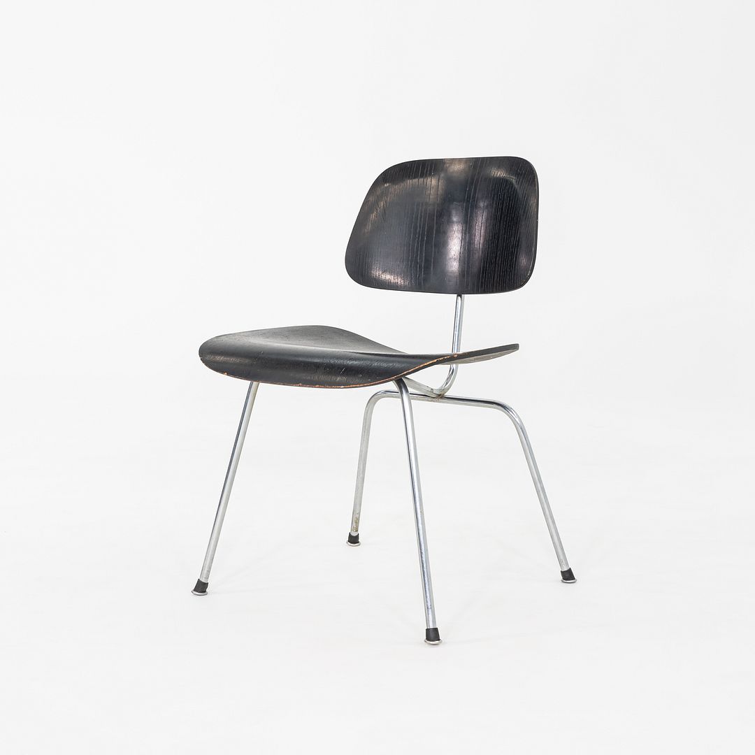 DCM Chair