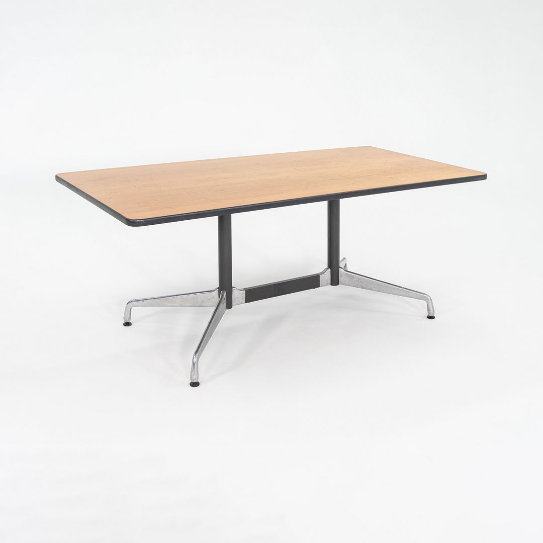 Segmented Conference Table, Model ET143