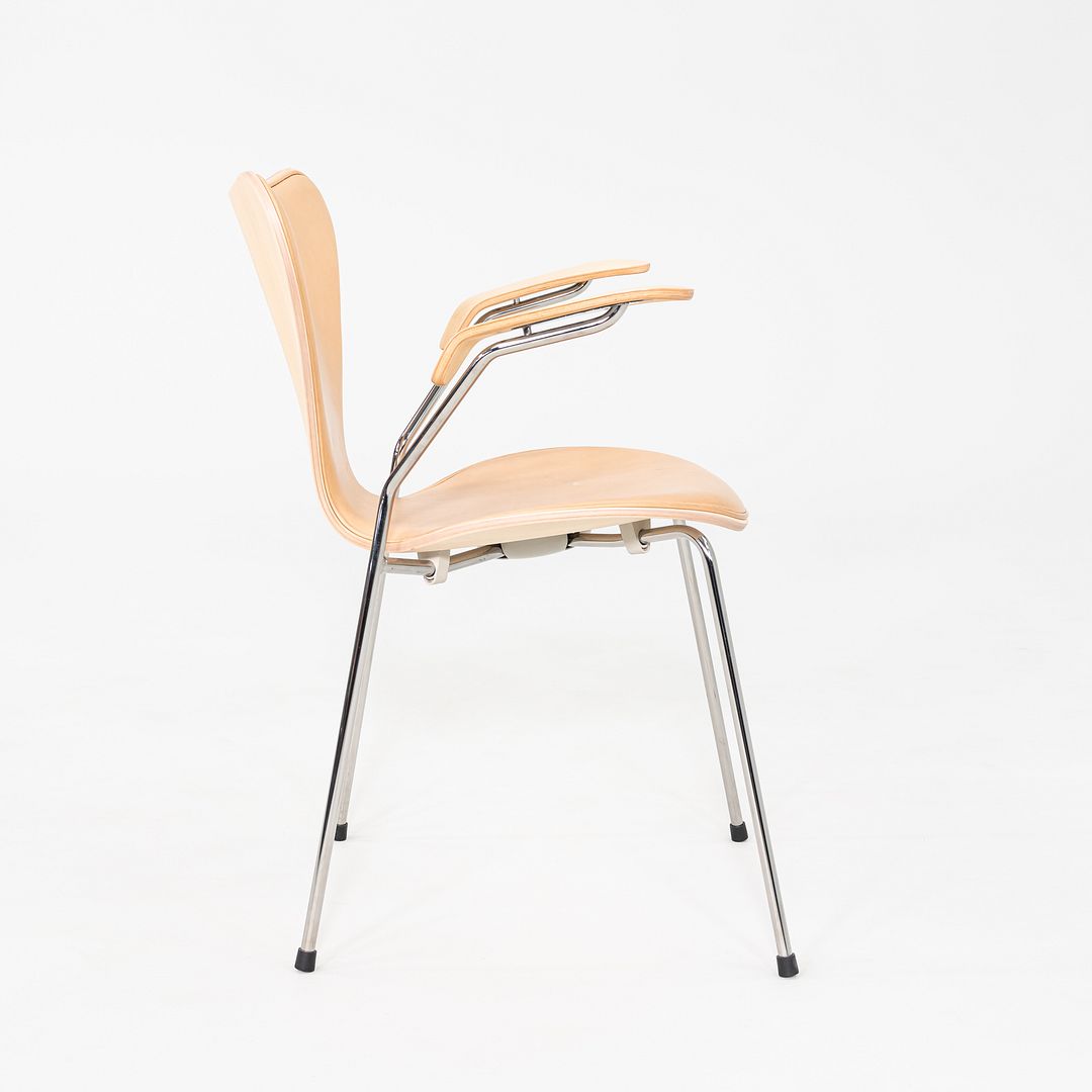 Series 7 Arm Chair