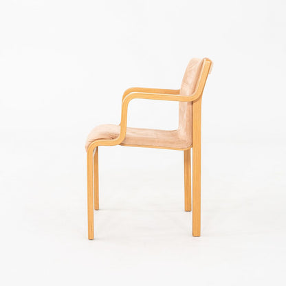 Opalen Chair