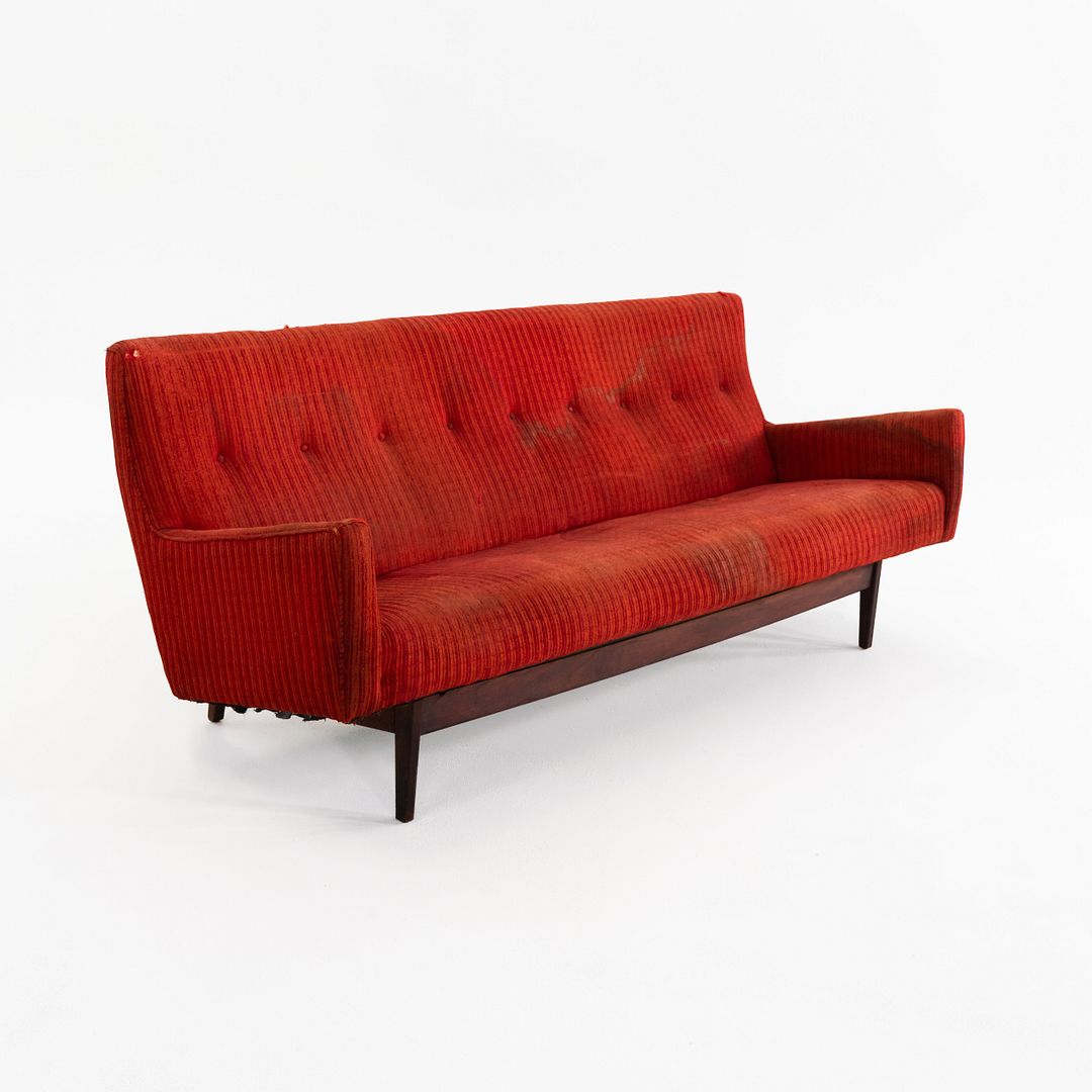 Model U-150 Sofa